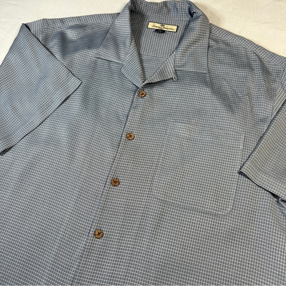 Tommy Bahama Shirt Mens Sz L Steele Blue Checkered Pattern 100% Silk